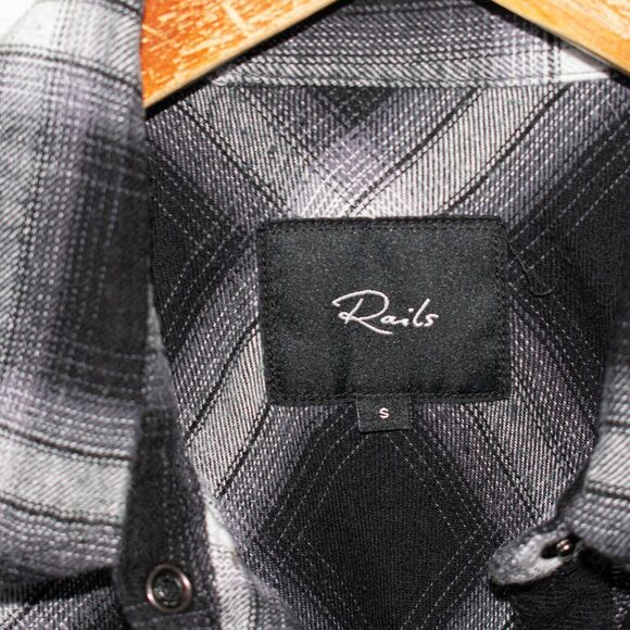Rails Black Grey Plaid JAXTON Flannel Shirt size Small - Picture 2 of 9